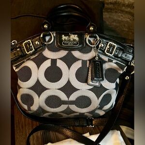 Coach Ashley Signature Satchel Crossbody 18604 Black/Grey Dust bag incl Boutique